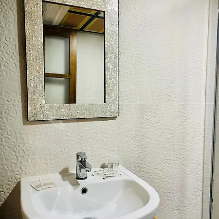 La Botica Grupo Ac Gestion 加的斯