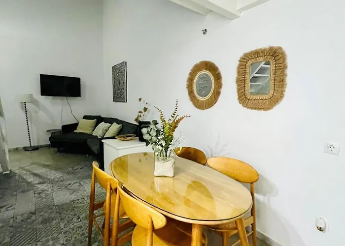 La Botica Grupo Ac Gestion *